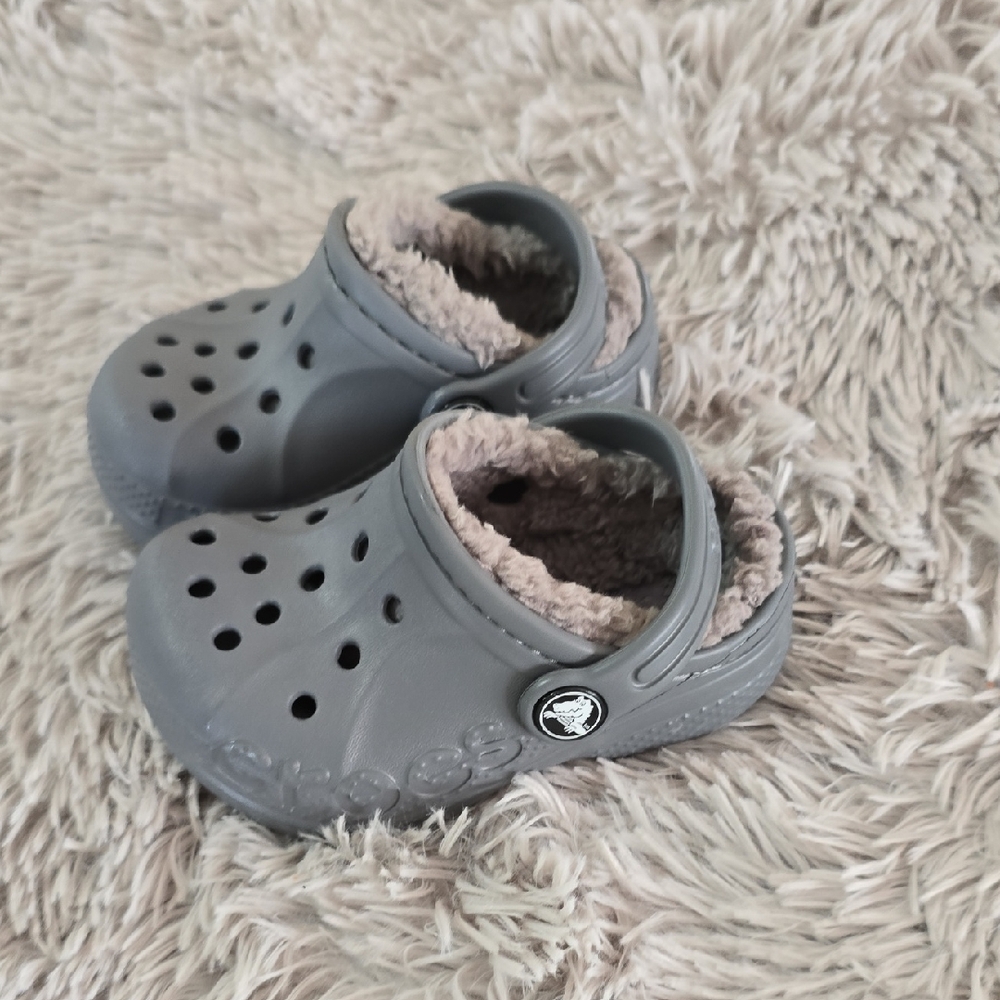 Kids Gray Clogs with Fur Lining Crocs